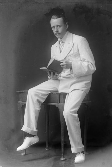 George C. Beresford: Mr W C Fowlie (1902)