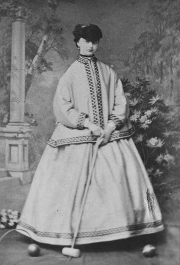 General Photographic Agency: Victorian Fashions (1860)