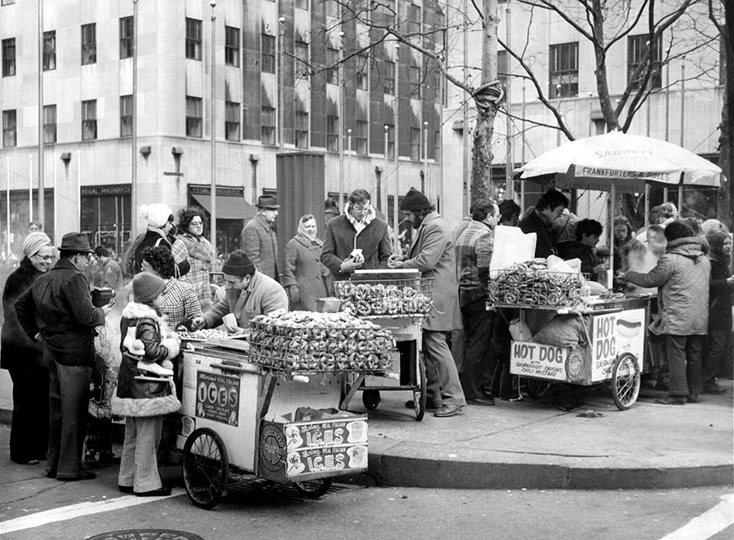 Peter Keegan: Pretzel Vendors (1975)