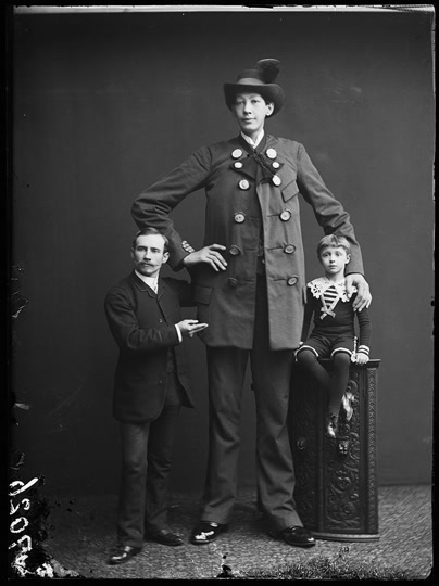 London Stereoscopic Company: Franz Winkelmeier (1887)